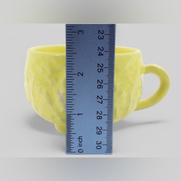 Vtg Portugal Pottery Majolica Yellow CABBAGE Leaf 2 CUPS & SAUCERS Set 4 Pc. - Picture 7 of 8